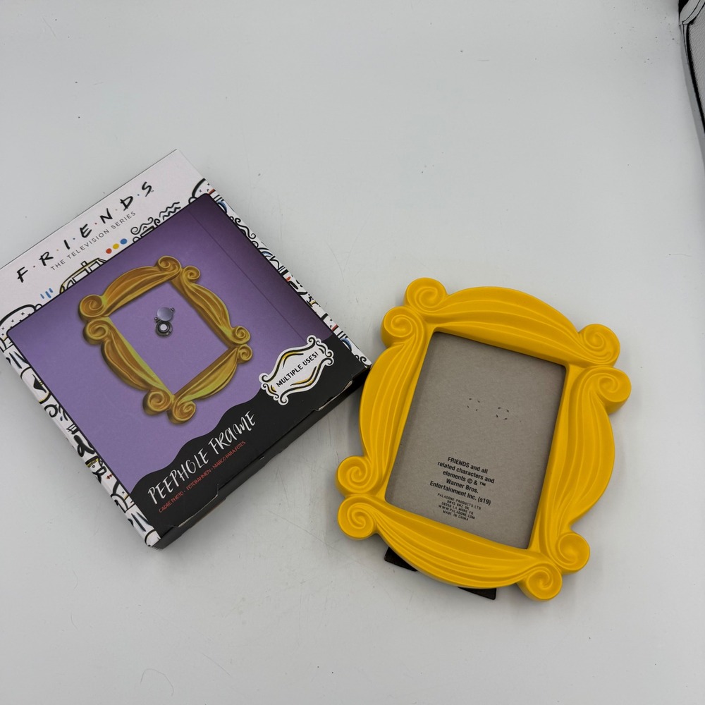 Friends TV Show Monica's Door Yellow Peephole Picture Frame w/ Box 7x6